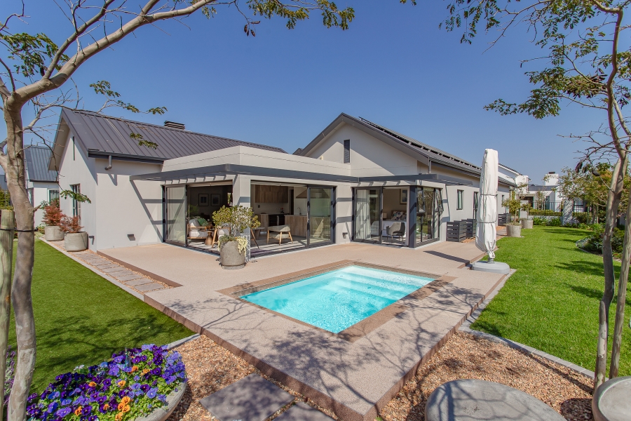 4 Bedroom Property for Sale in Val De Vie Estate Western Cape